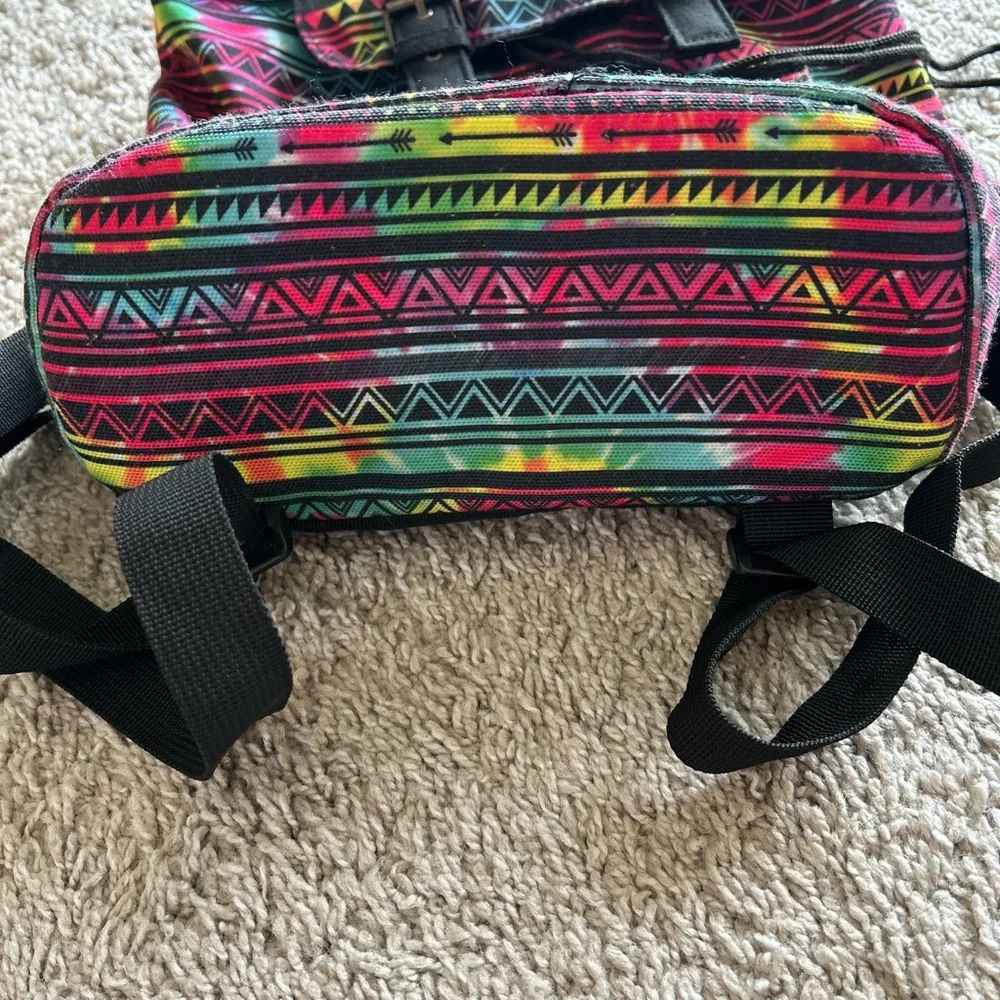 Colorful Patterned Backpack - Picture 3 of 8